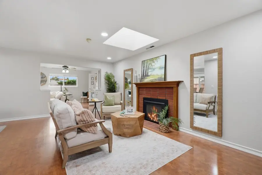811 College Drive, San Jose, CA 95128 - #2
