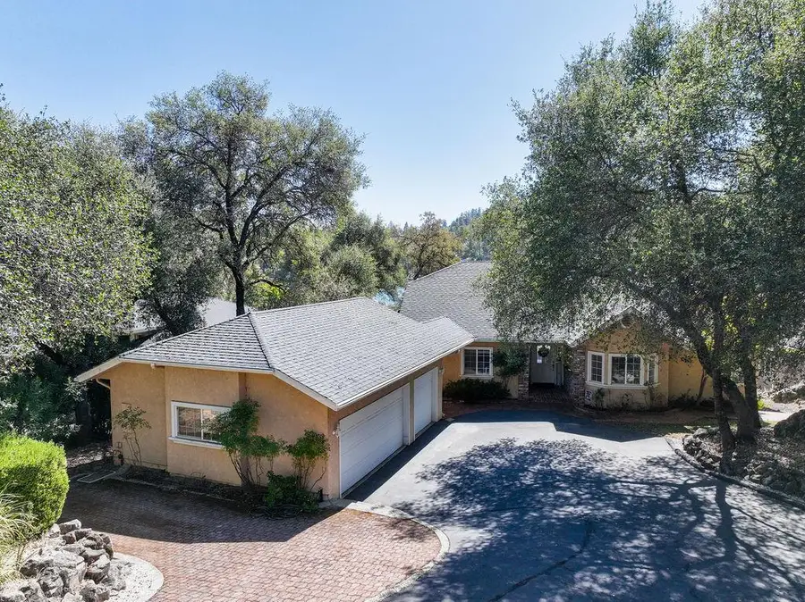 13814 Lake Wildwood Drive, Penn Valley, CA 95946 - #2