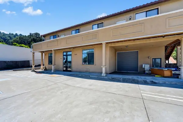 3832 Bayshore Boulevard, Brisbane, CA 94005