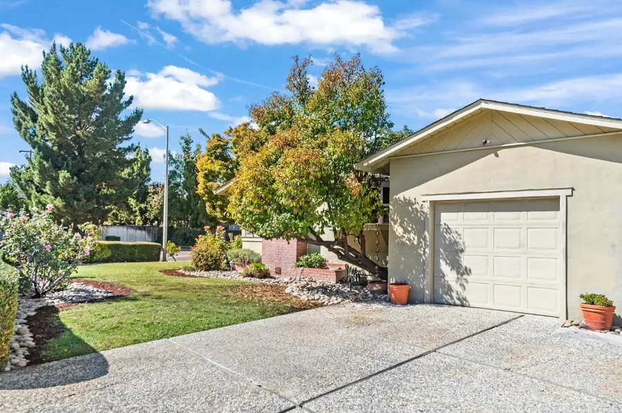 607 Los Olivos Drive, Santa Clara, CA 95050 - #3