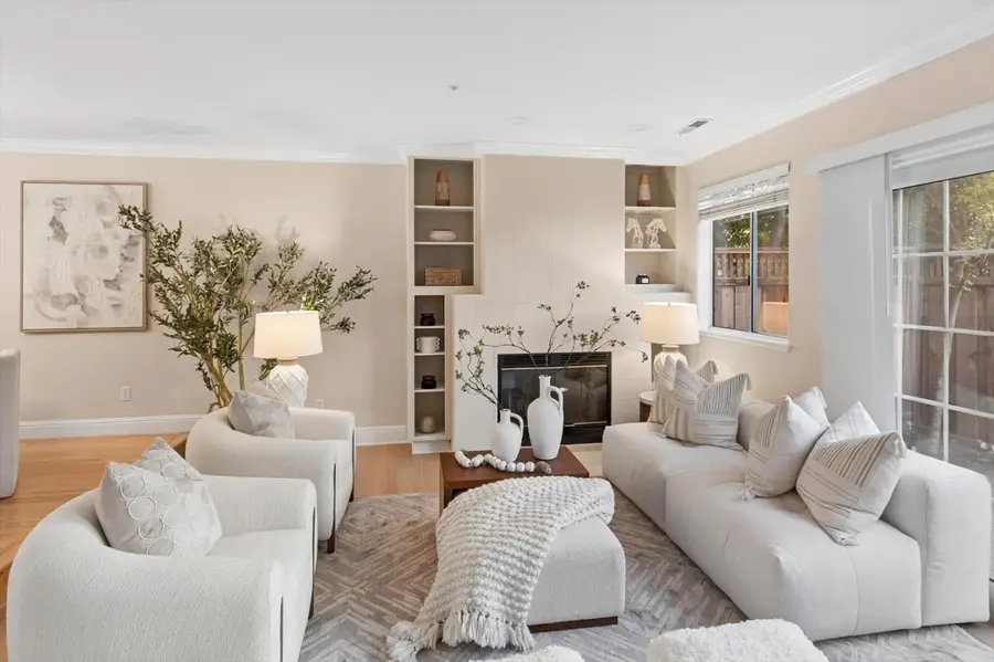 527 Tyndall Street, Los Altos, CA 94022 - #3