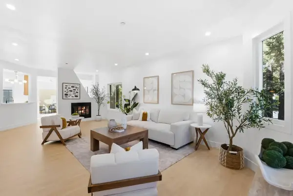 970 La Mesa Terrace #E, Sunnyvale, CA 94086