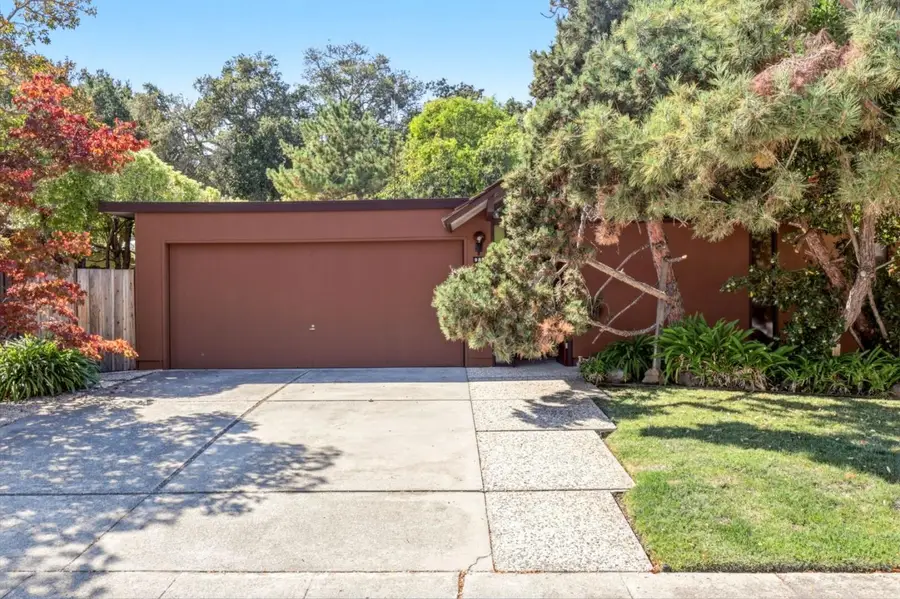 957 Eichler Drive, Mountain View, CA 94040 - #2