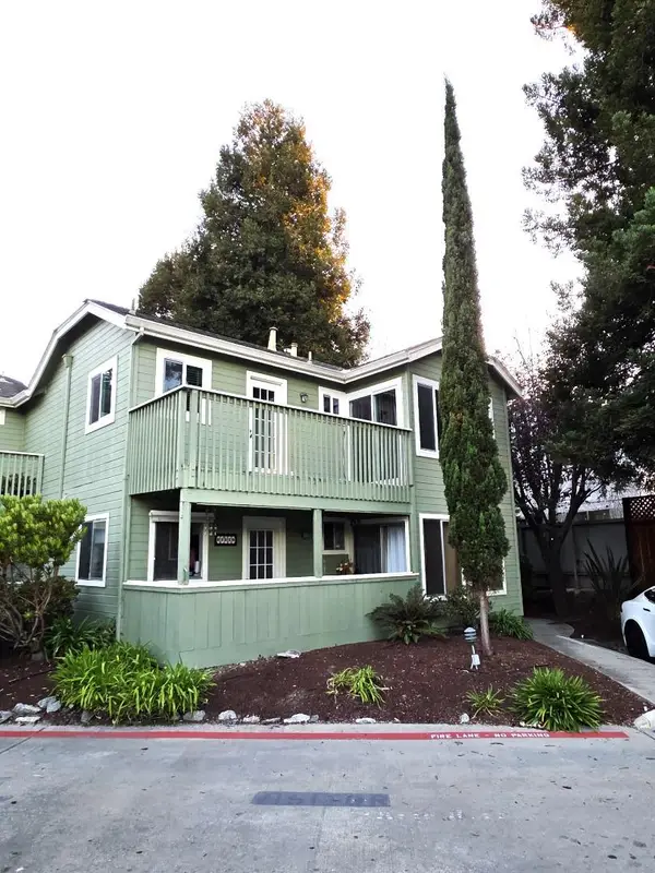 1713 Eastbrook Court, Santa Cruz, CA 95062