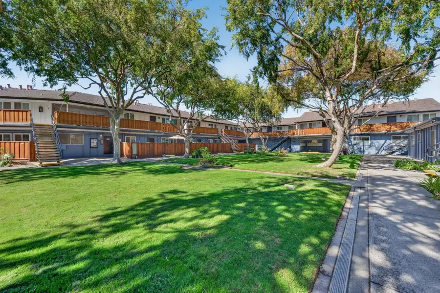 3001 Los Prados Street #104, San Mateo, CA 94403 - #2