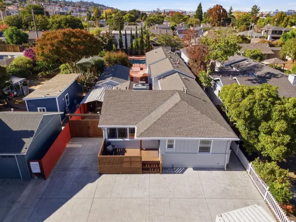 1038 Holly Street, San Carlos, CA 94070