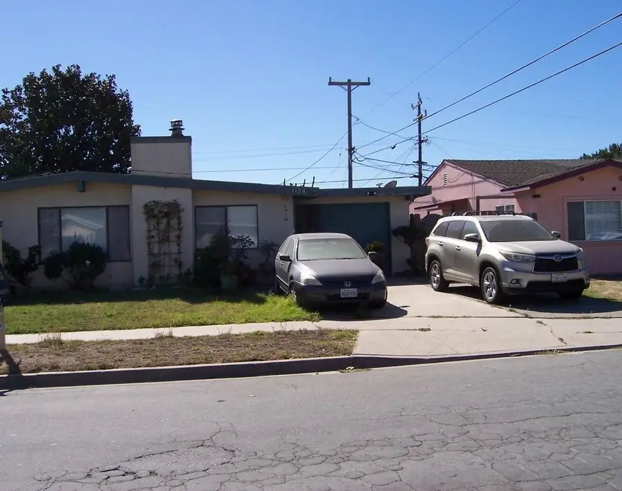 1134 Fairview Avenue, Salinas, CA 93905 - #2