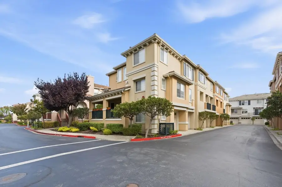 105 Sydney Lane, Redwood City, CA 94063 - #3