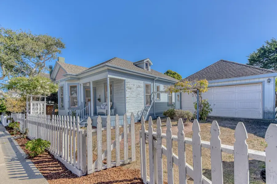 513 Monterey Avenue, Pacific Grove, CA 93950 - #2