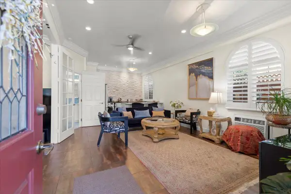 Address Withheld By Seller, San Carlos, CA 94070