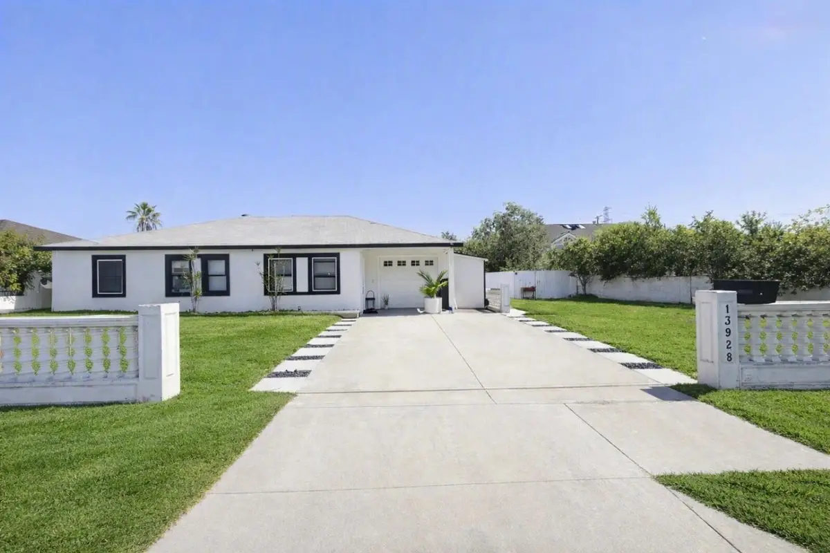 13928 Gardenland Avenue, Bellflower, CA 90706 - #1