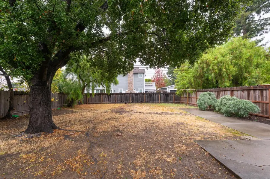 1645 Virginia Avenue, Redwood City, CA 94061 - #2