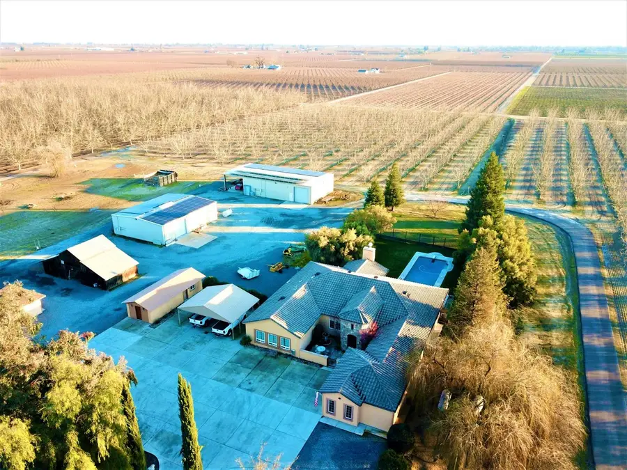 13715 E Nebraska, Kingsburg, CA 93631 - Image #3