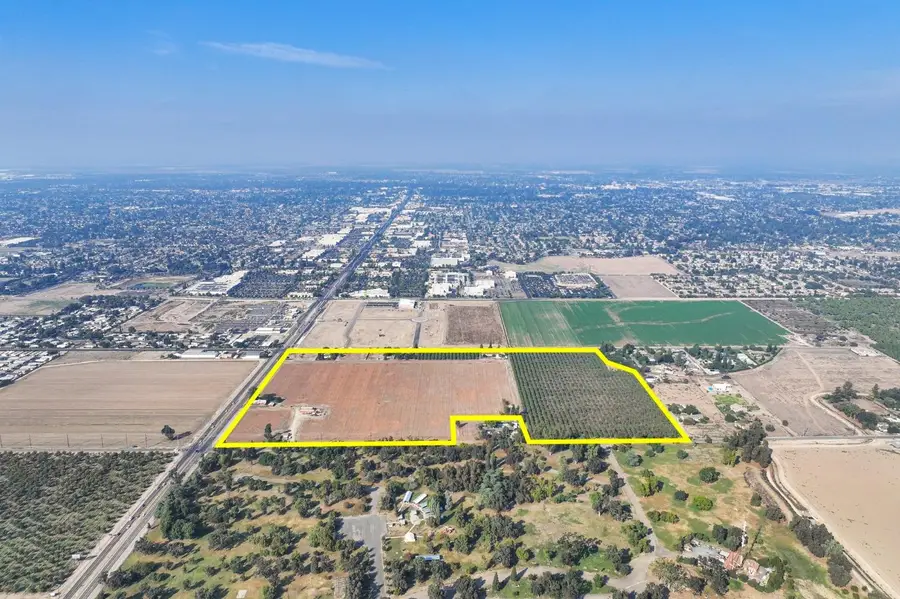 27274 S Mooney Boulevard, Visalia, CA 93277 - Image #2