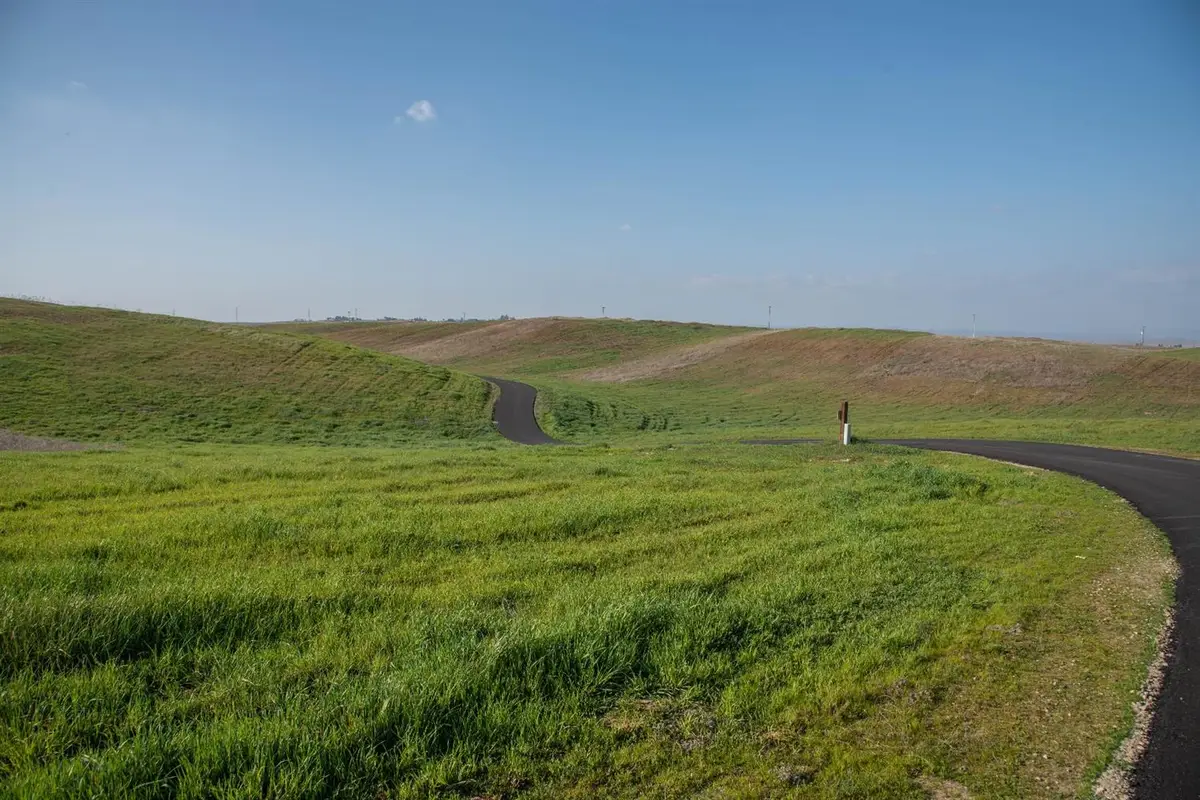 12911 Friant, Clovis, CA 93619 - Image #1