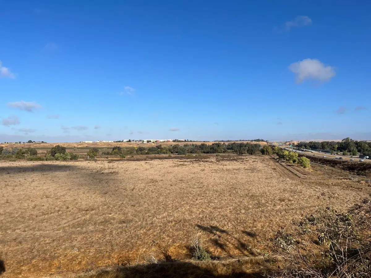 204 W Bluff Avenue, Fresno, CA 93711 - Image #1