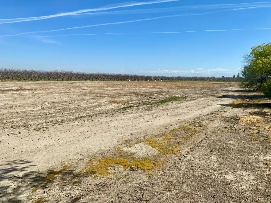 98379 9 1/4 Avenue, Hanford, CA 93230 - Image #2