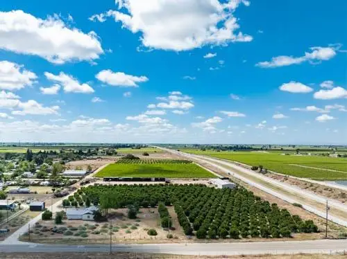 347 E Clayton Avenue, Fresno, CA 93725 - Image #1