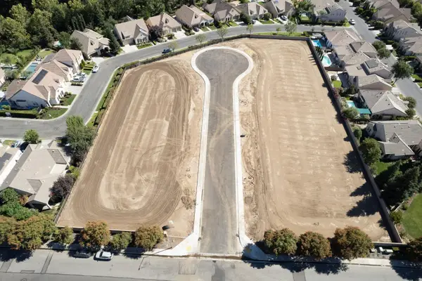 1792 N Preuss Avenue, Clovis, CA 93619