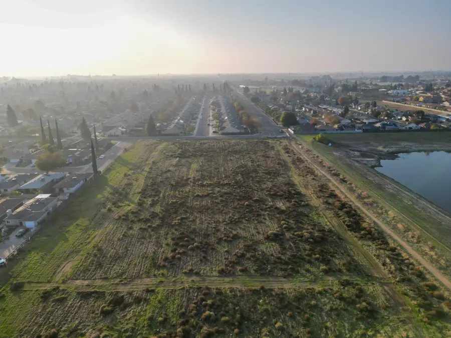 123 Cornelia, Fresno, CA 93722 - Image #3