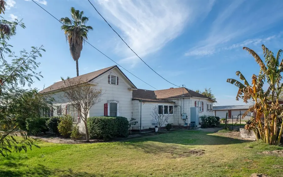 8139 S Kenneth Avenue, Fowler, CA 93625 - Image #3
