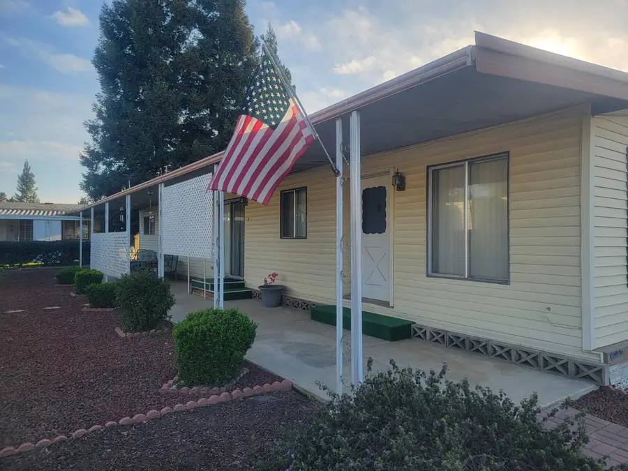 1300 W Olson Avenue #52, Reedley, CA 93654 - Image #2