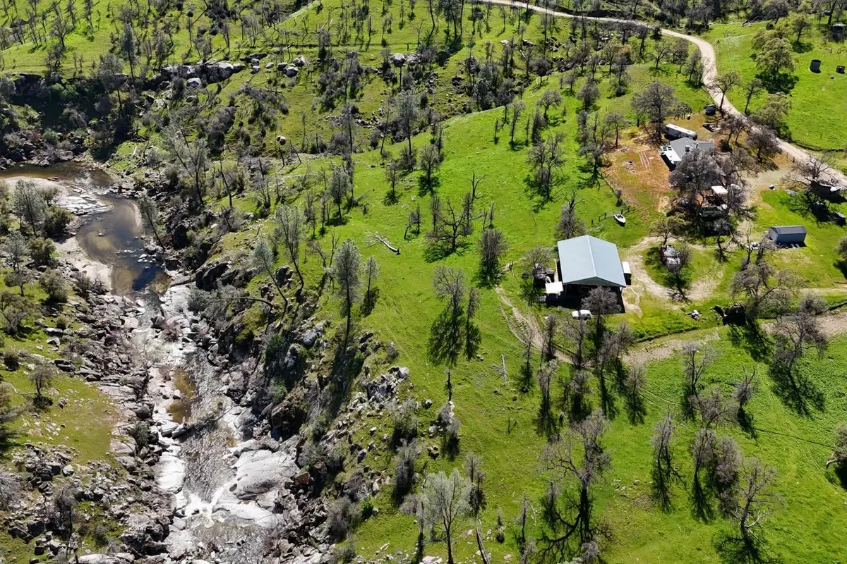 39249 Road 800, Raymond, CA 93653 - Image #1