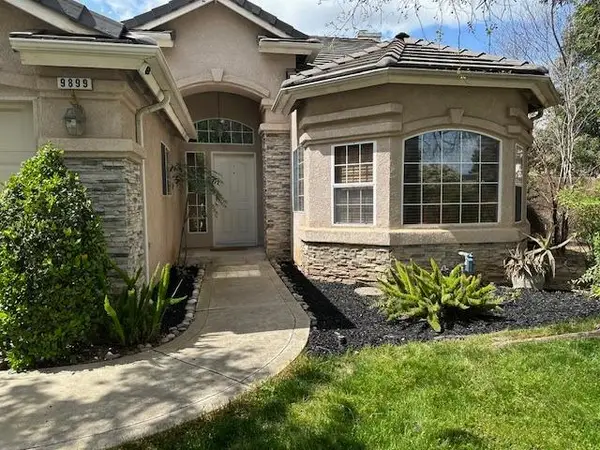 9899 N Backer Avenue, Fresno, CA 93720