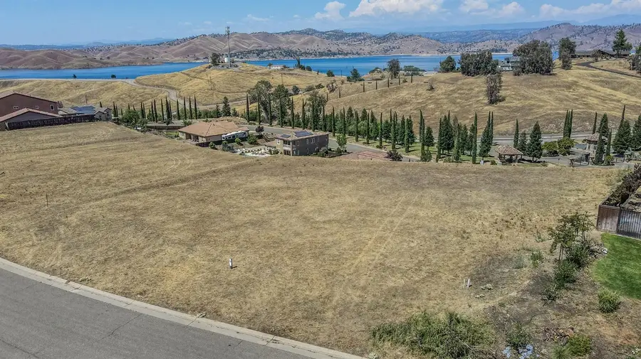 18845 Via Bellagio, Friant, CA 93626 - Image #3