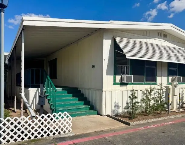 105 W Herndon Avenue #100, Fresno, CA 93650 - Image #1