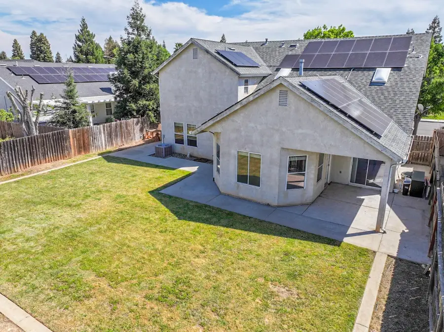 10089 N Baird Avenue, Fresno, CA 93730 - Image #2