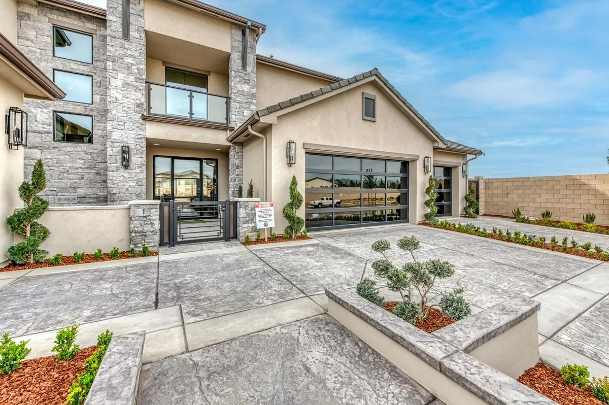 11417 N Portofino Drive, Fresno, CA 93730 - Image #1