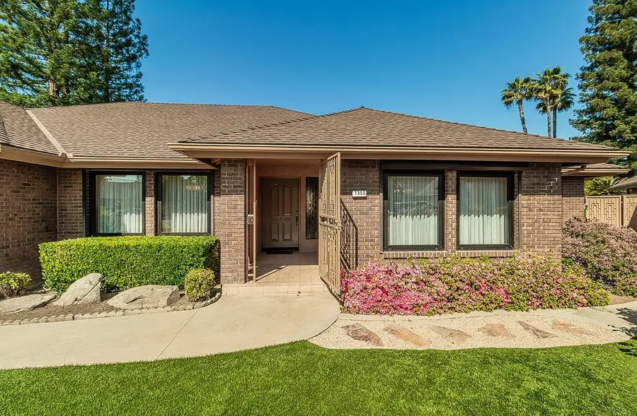 7355 N Pacific Avenue, Fresno, CA 93711 - #2