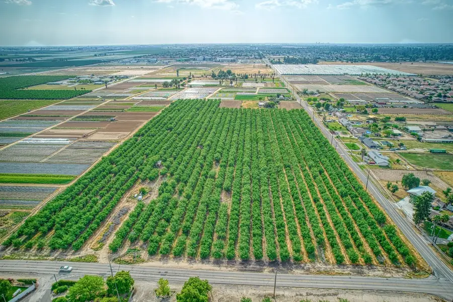 1581 S Temperance Avenue, Fresno, CA 93727 - Image #2