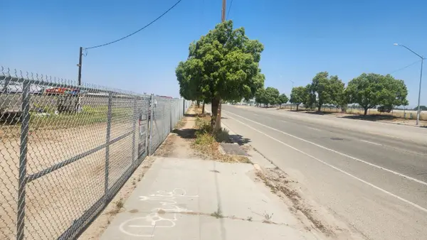 1 N Marks Avenue N #123, Fresno, CA 93706