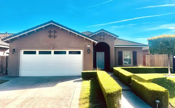 4717 W Joline Drive, Fresno, CA 93722