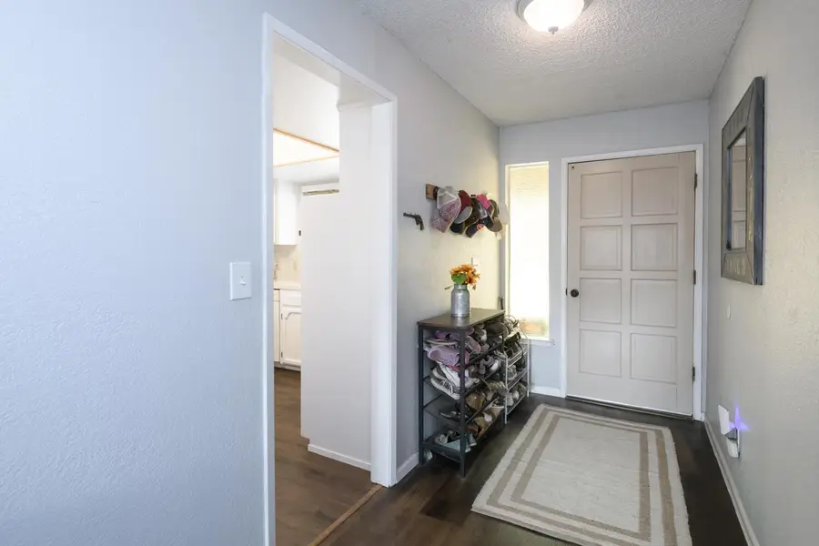 22630 Stagecoach Lane, Clovis, CA 93619 - Image #3