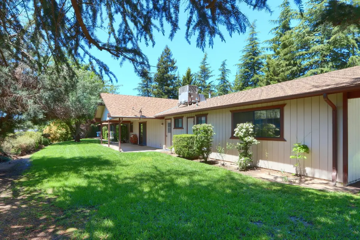 42177 Lone Olive Lane, Ahwahnee, CA 93601 - Image #1
