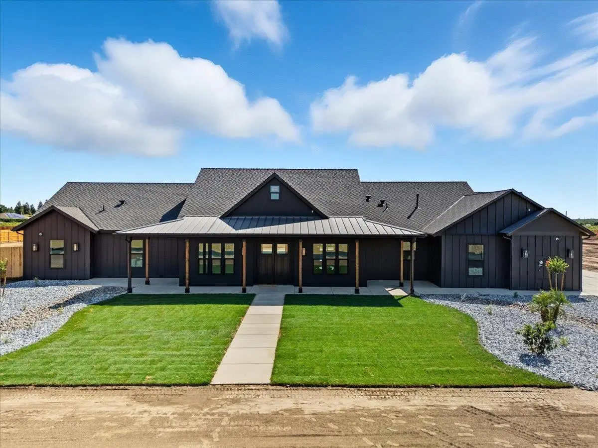 605 S Anderson A Road, Exeter, CA 93221 - #1