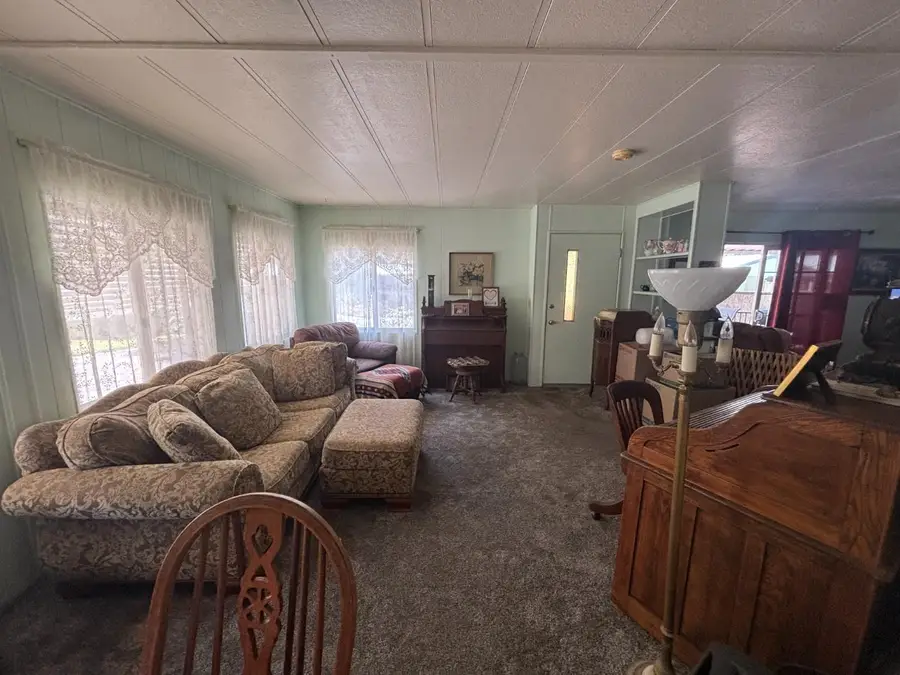 339 N Frankwood Avenue #24, Sanger, CA 93657 - #2