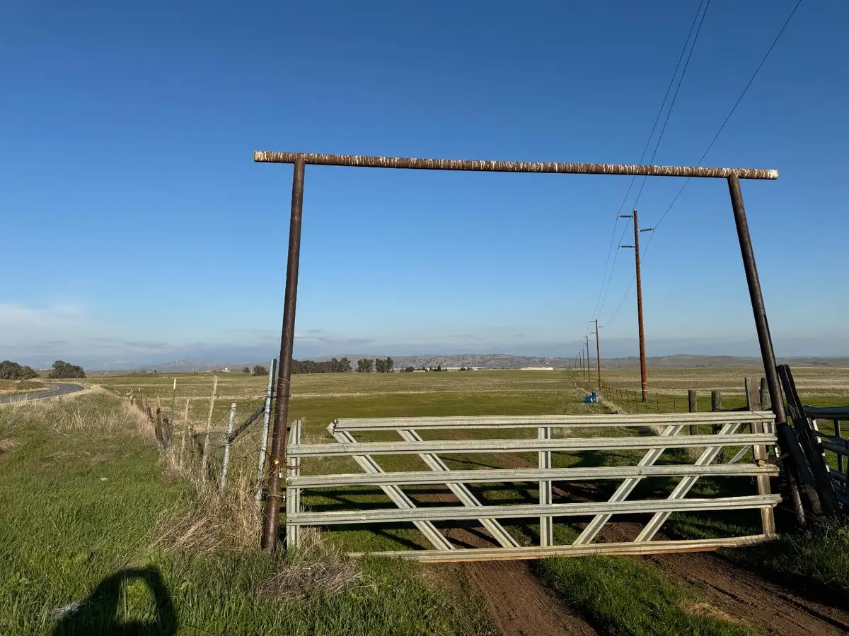 33674 Road 600, Raymond, CA 93653 - Image #1