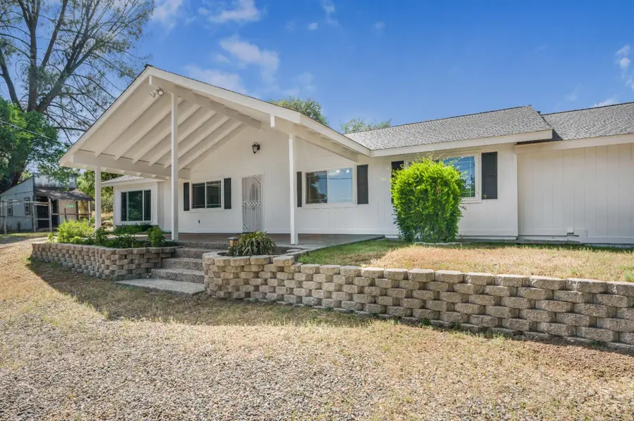 44719 Savage Road, Coarsegold, CA 93614 - Image #2