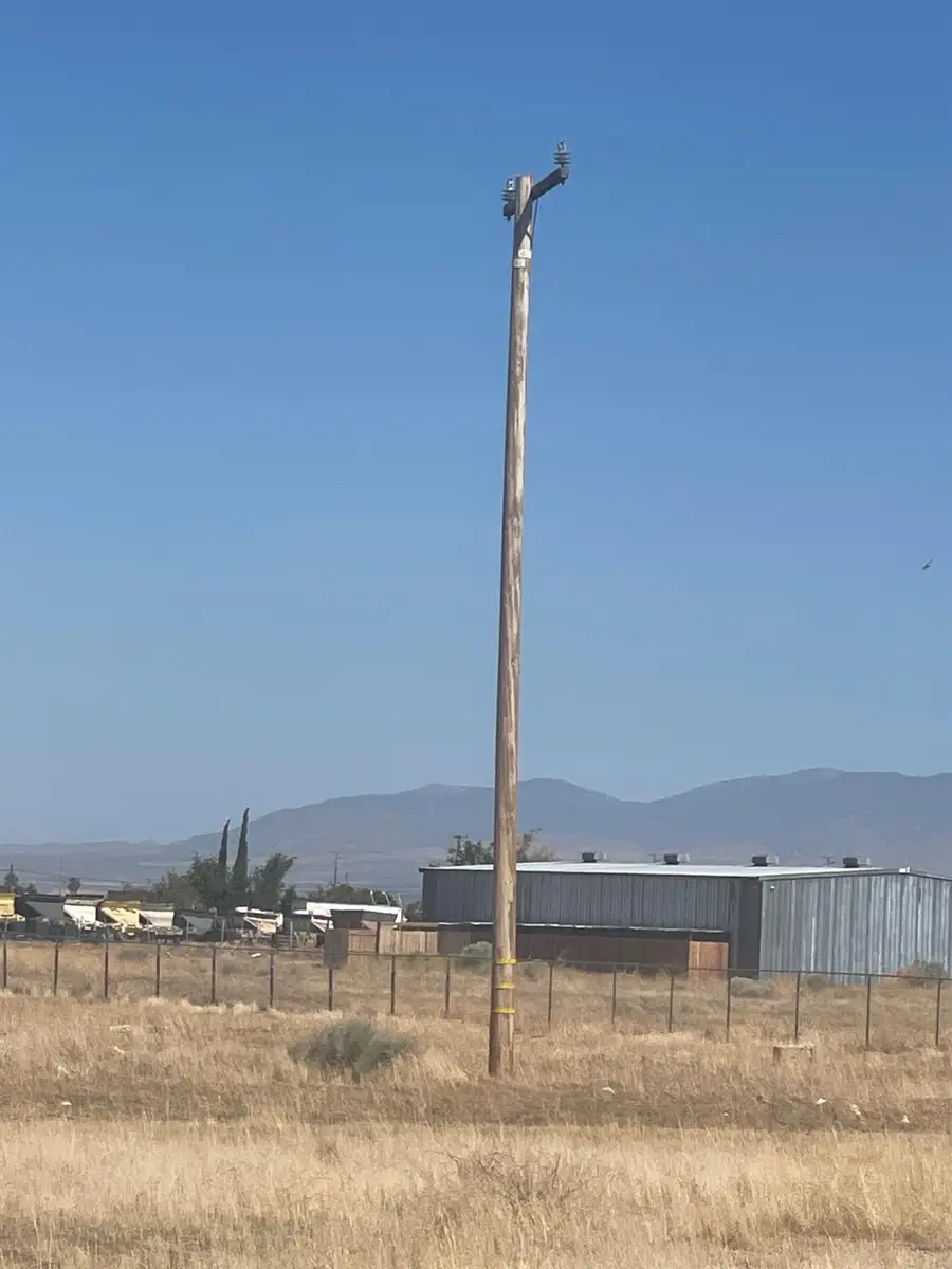 12 Avenue P8 E, Palmdale, CA 93550 - Image #3