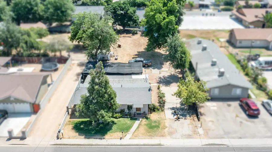 216 S Sunset Avenue, Reedley, CA 93654 - Image #3
