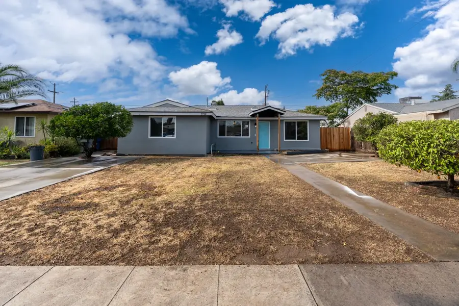 2719 E Norwich Avenue, Fresno, CA 93726 - Image #3