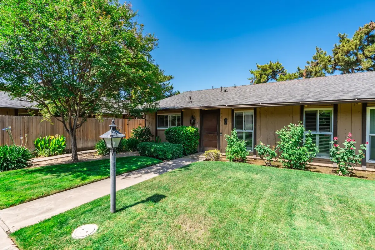 4849 N 7th Street #E, Fresno, CA 93726 - Image #1
