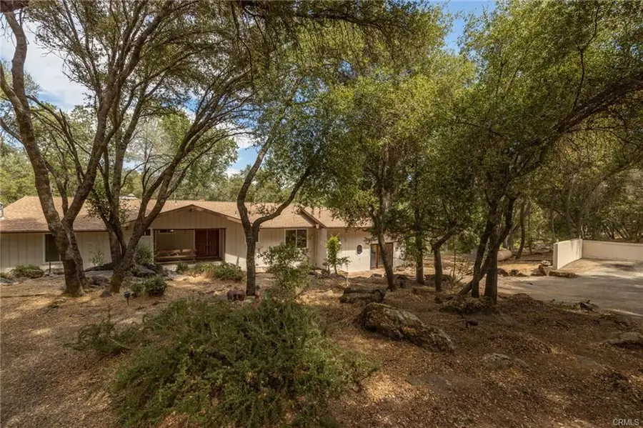 32413 Chickasaw Road, Coarsegold, CA 93614 - Image #2