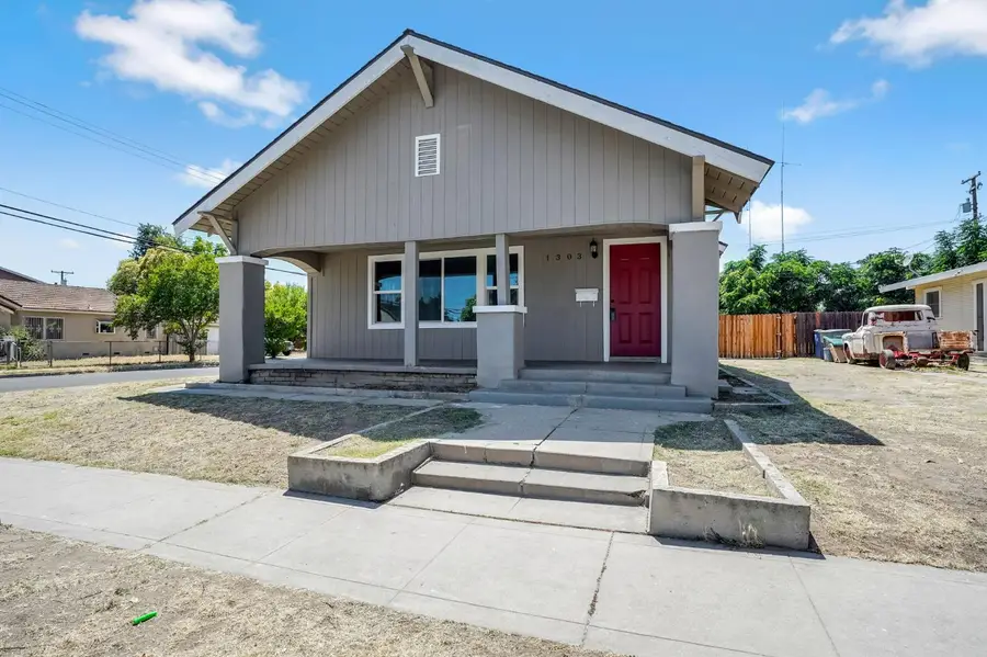 1303 N Calaveras Street, Fresno, CA 93728 - Image #3
