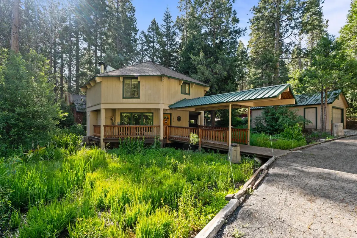 42215 Rock Ledge Road, Shaver Lake, CA 96161 - Image #1
