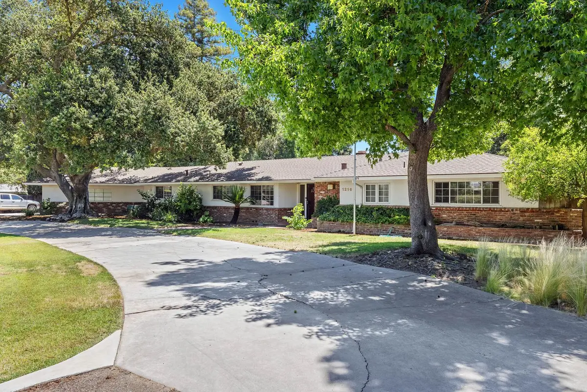 1216 E Pico Avenue, Fresno, CA 93704 - #1
